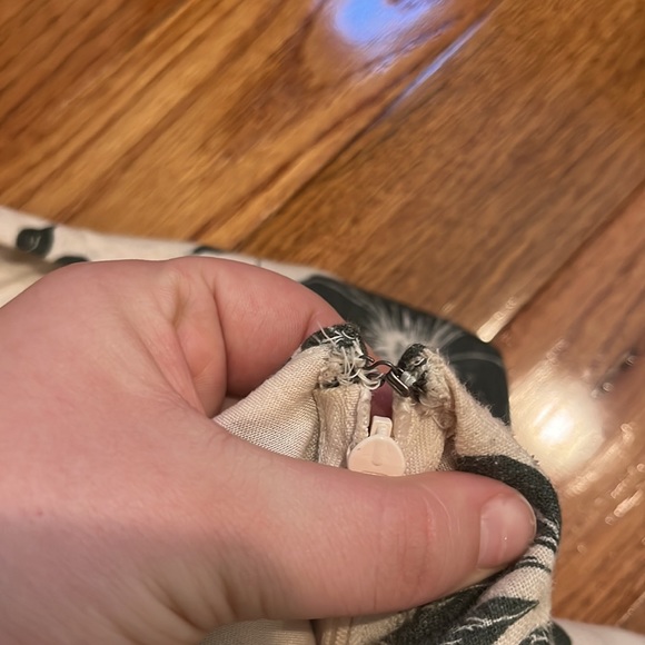 Abercrombie & Fitch Floral One Shoulder Dress - Picture 3 of 4